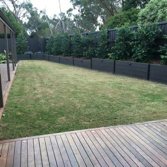 Antonio Di Iorio - Lawn mowing Lysterfield