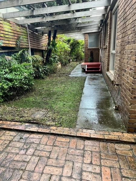 Lisa Upton - Lawn Mowing Chirnside Park
