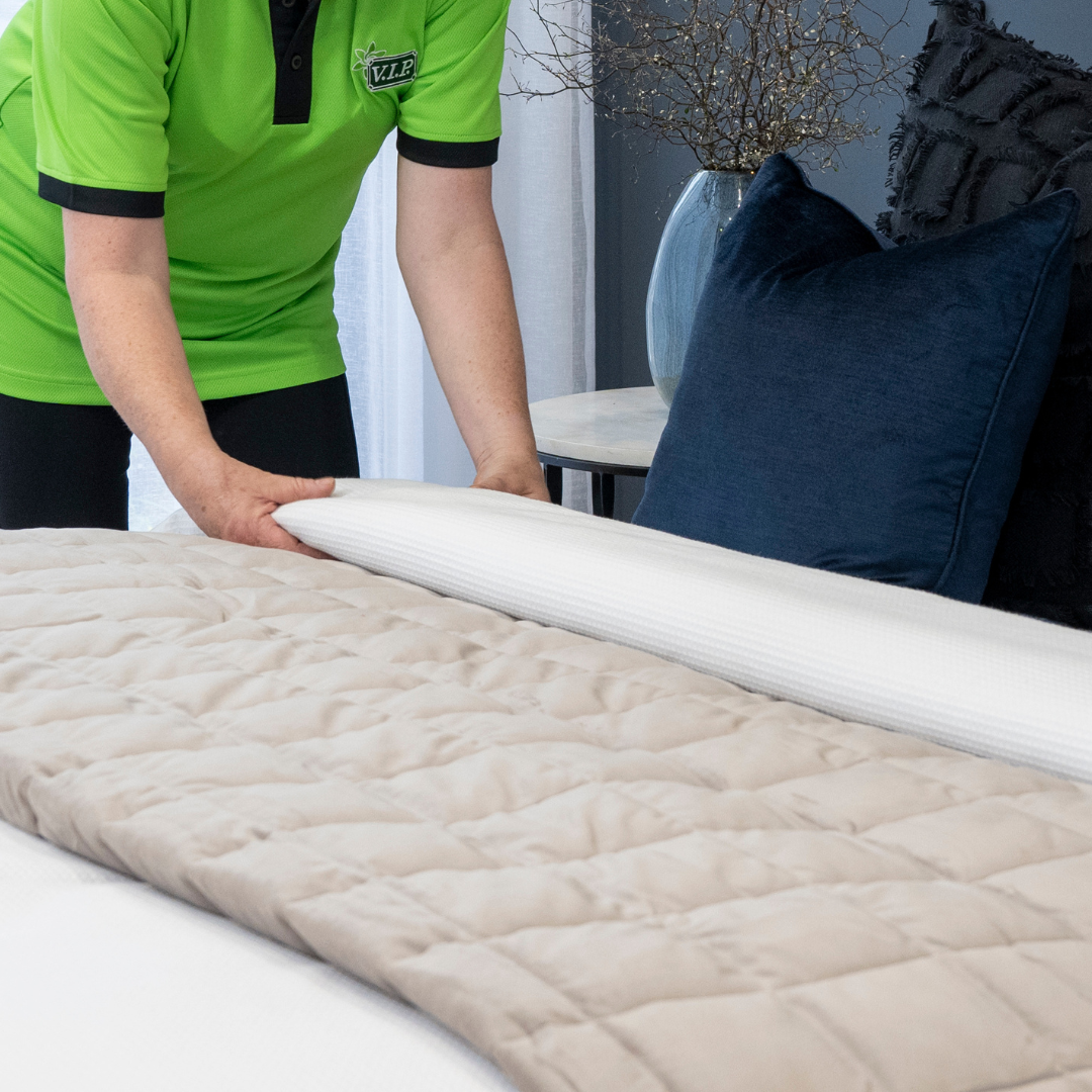 Home Cleaning - Bedroom Cleaning Near Me