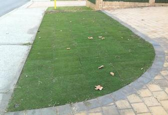 Andrew Cleverley - PIARA WATERS GARDEN MAKEOVER 3