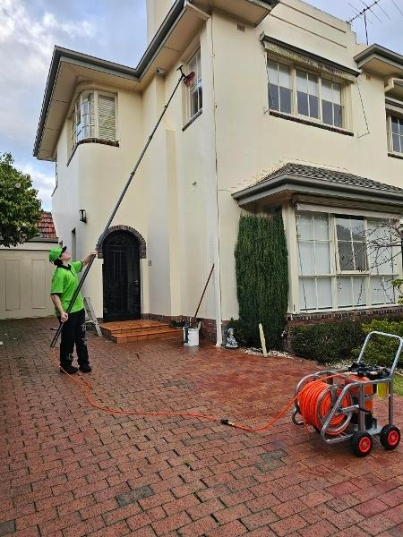 Ken Beecham - Double-Story Window Cleaning 3