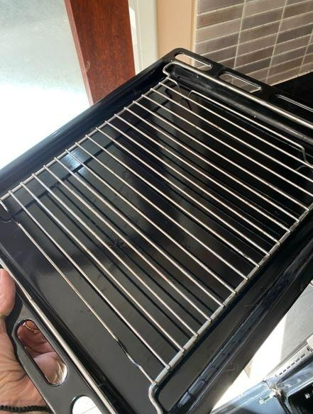 Dima El Kari - Oven Clean - after